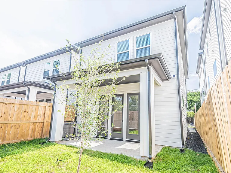 3505 Ennis St — Photo 17