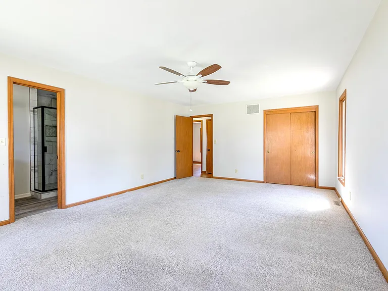 4612 N College Ave — Photo 22
