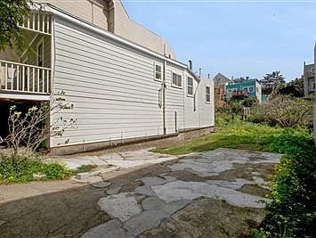 2nd image of 567 Texas St