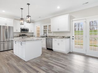 46 Pleasant Garden Rd, Summertown, TN 38483