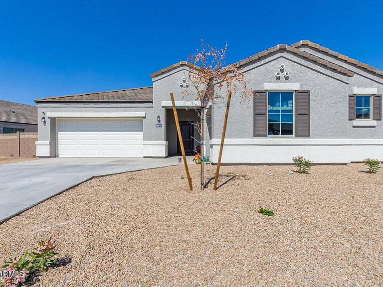 30916 W Verde Ln — Photo 38