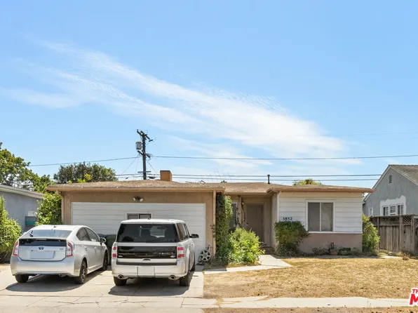 5852 Compass Dr, Los Angeles, CA 90045