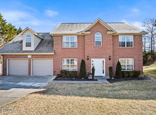 7608 Saddlegate Rd, Knoxville, TN 37920