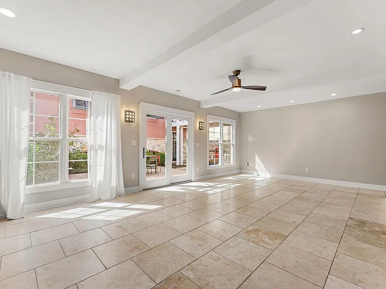 10204 Echoridge Dr — Photo 28