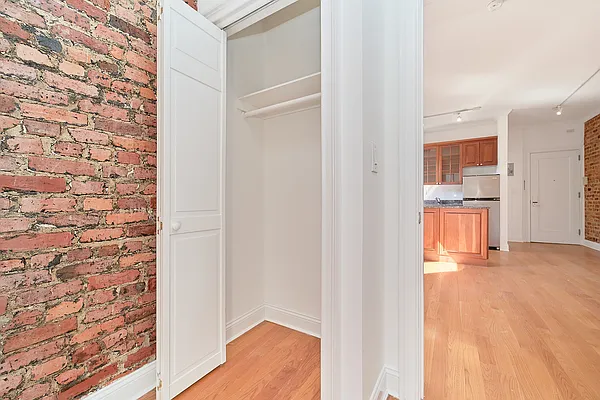 Rented by Living New York | media 15