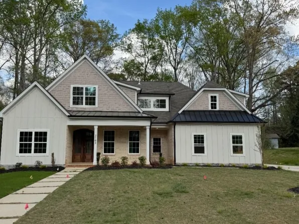 2702 Lakeview Cres, Matthews, NC 28105
