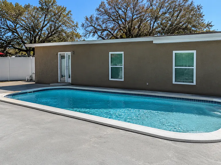 4433 W Oklahoma Ave — Photo 11