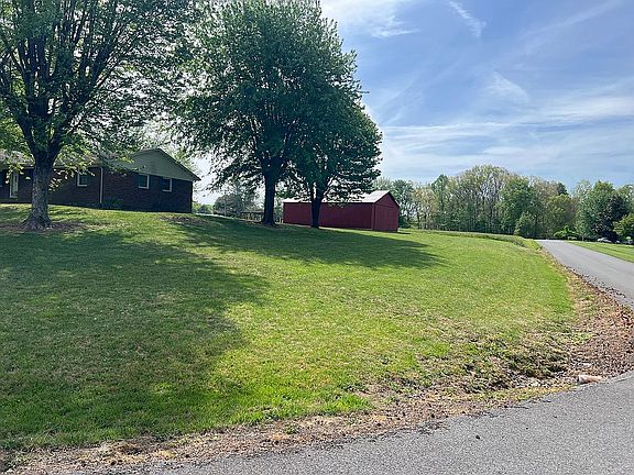 3rd image of 51 Tarter Rd