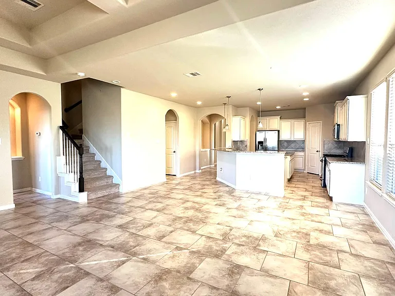 22407 Ebbets Field Dr — Photo 4