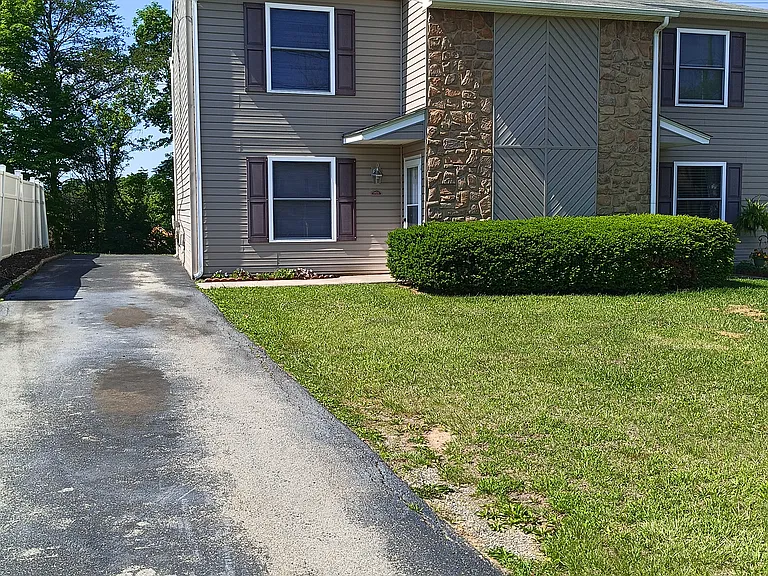 Wood Haven Rd — Photo 1