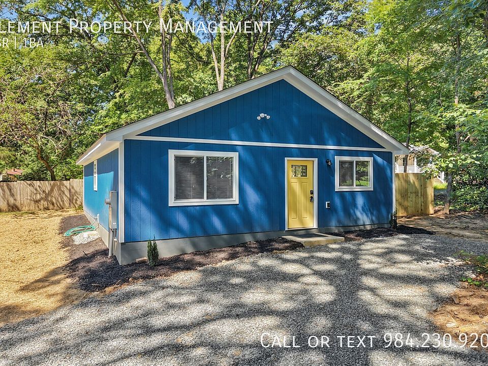 1st image of 300 Barclay Rd #A