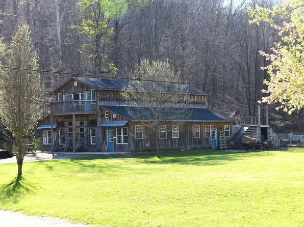 7730 Bear Creek Rd, Morgantown, IN 46160
