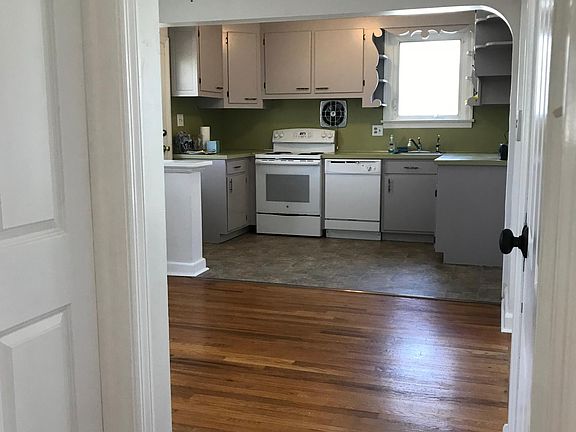 5th image of 116 Buttonwood Ln