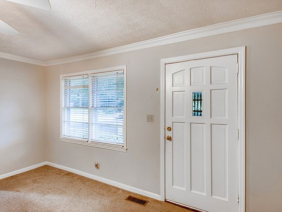 4th image of 3521 W Elmwood Cir