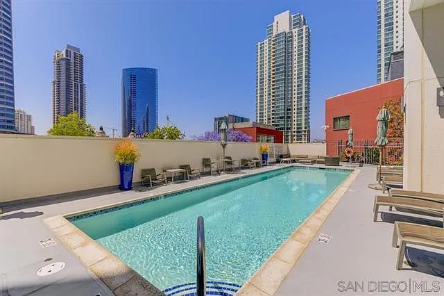 1240 India St #318 — Photo 27
