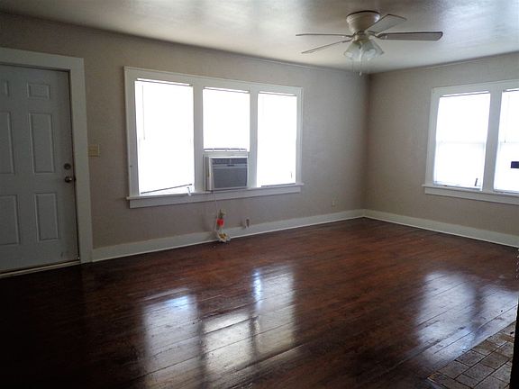 2nd image of 744 Marland Dr