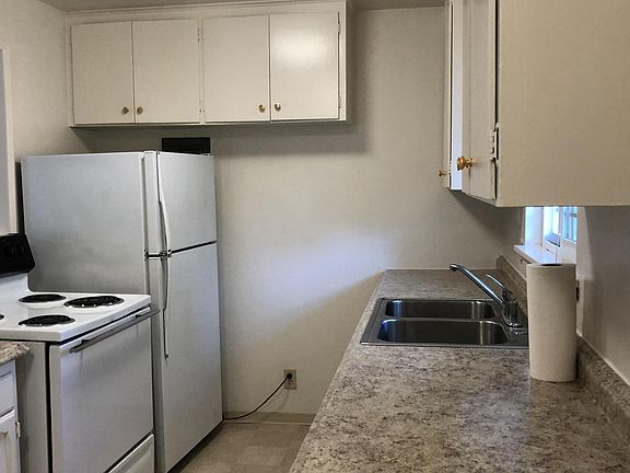 2nd image of 6926 196th St SW