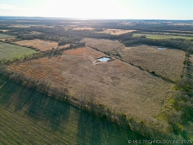 1st image of 100 S 1010th Rd