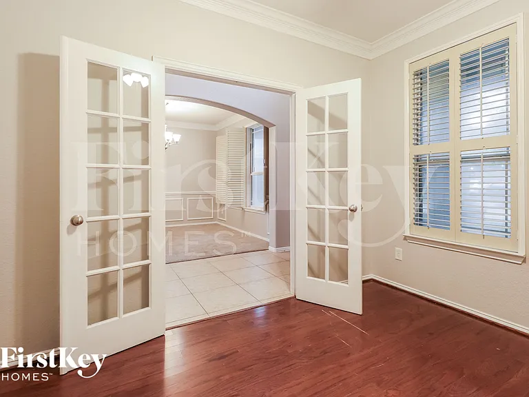26029 Kings Mill Crest Dr — Photo 9