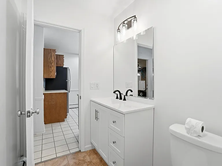 7214 Winnebago Dr — Photo 24