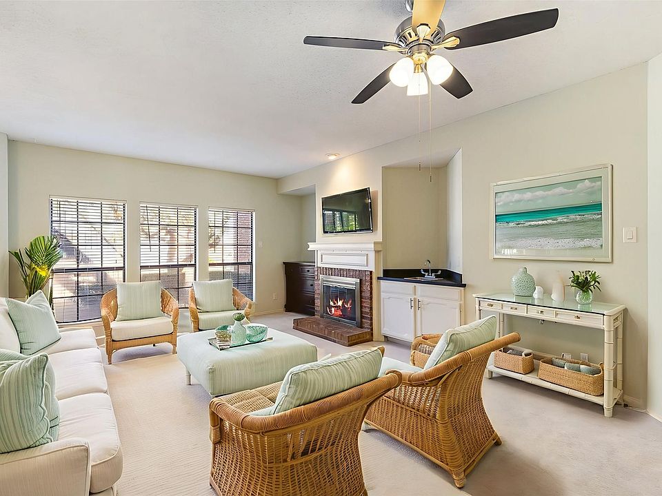 1st image of 3101 Townbluff Dr APT 1013