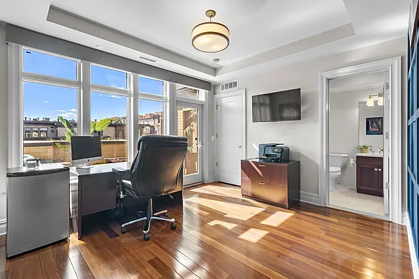 Sold by Christie's International Real Estate Group | media 20