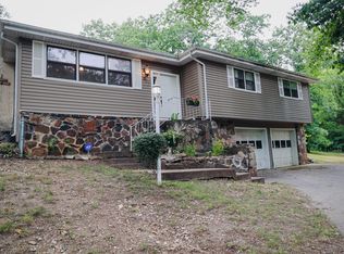 607 Pocahontas St, Branson, MO 65616