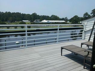 Harbor Watch Dr, Chesapeake, VA 23320