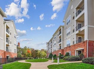 4852 Eisenhower Ave UNIT 438, Alexandria, VA 22304