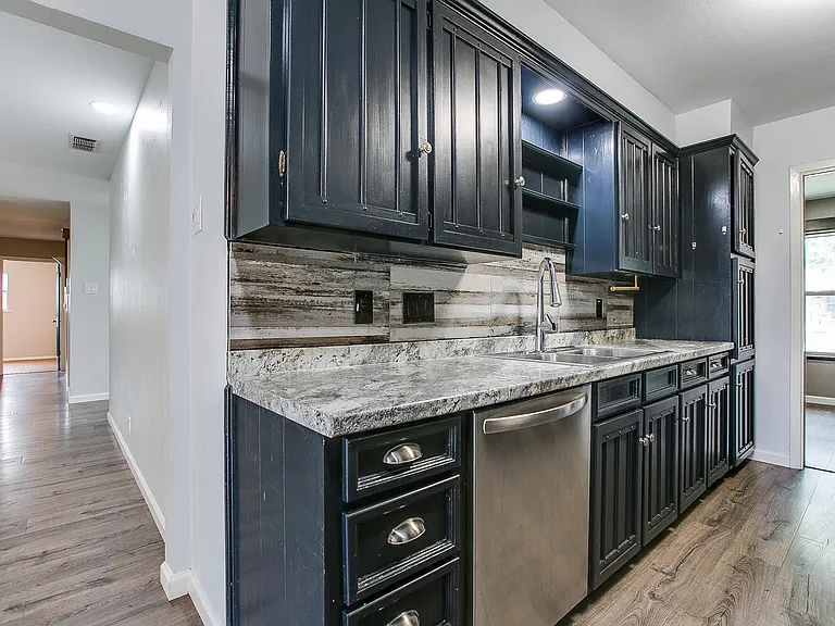 3202 Tanglewood Dr — Photo 14