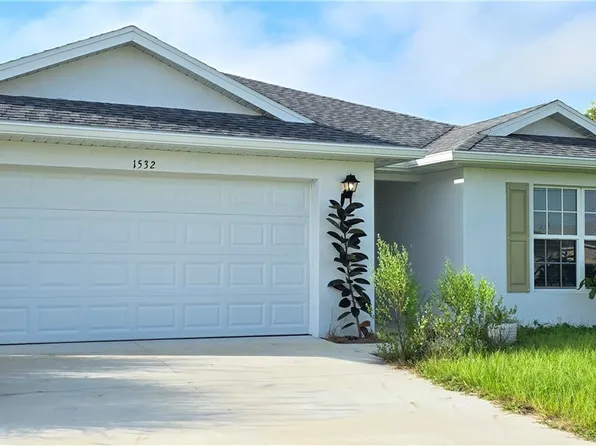 1532 NE 35th Ter, Cape Coral, FL 33909