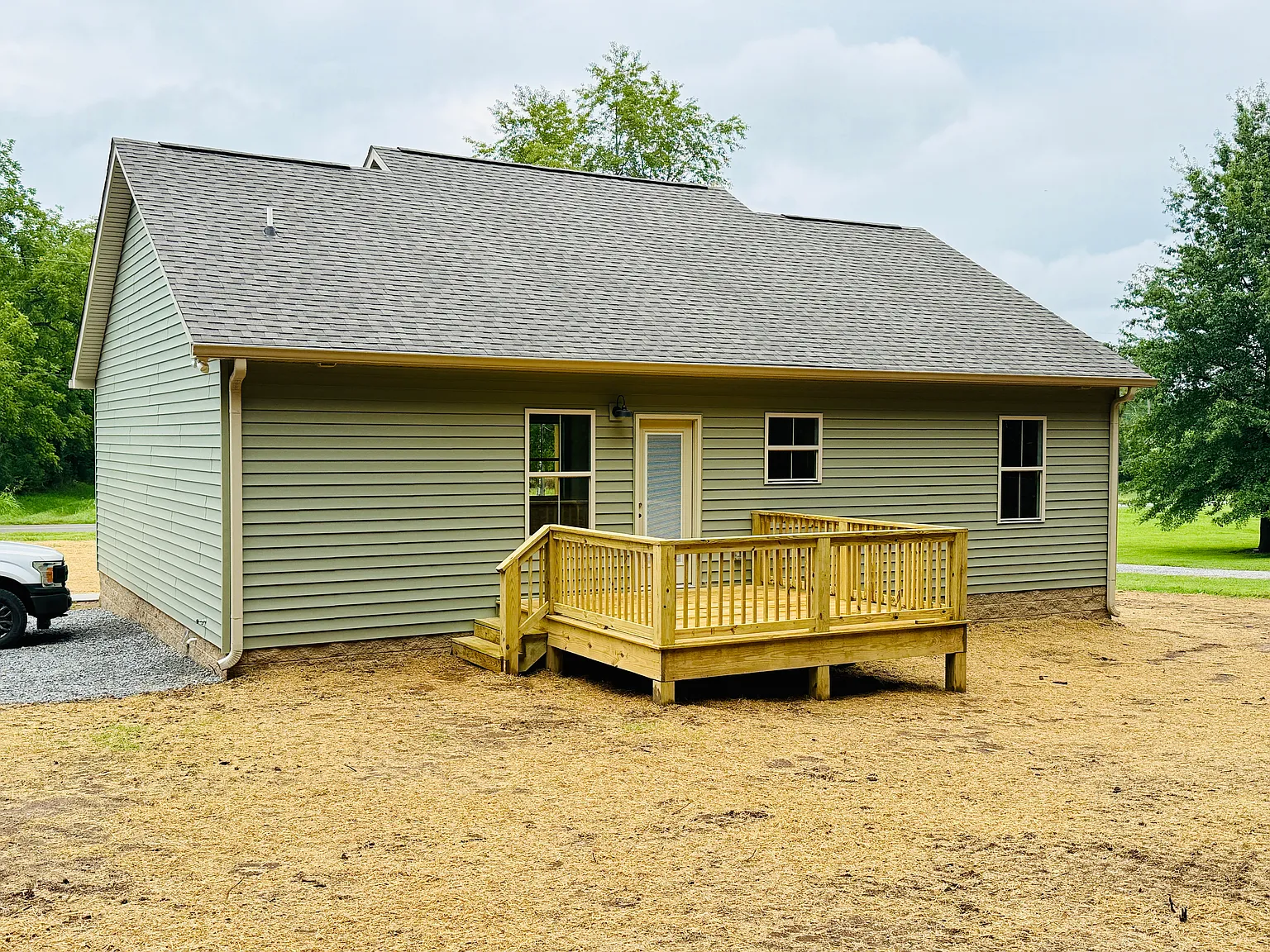 3 bed, 1260 sqft, $1,895 — Photo 3