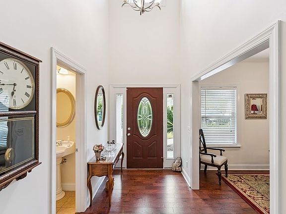 5th image of 125 Simonton Way
