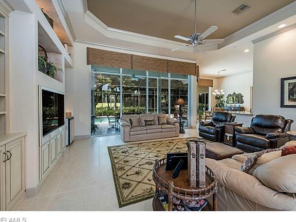 2nd image of 9184 Willow Walk