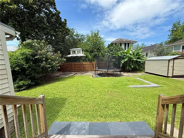 7831 Plum St — Photo 32