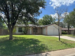 8231 Meadow Frst, San Antonio, TX 78251