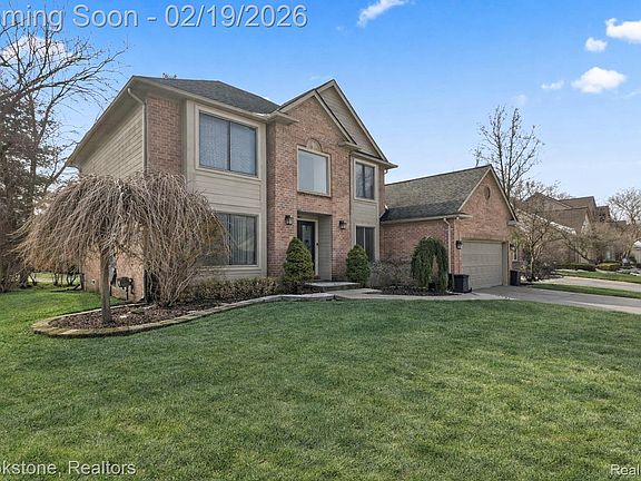 2nd image of 3807 Beechcrest