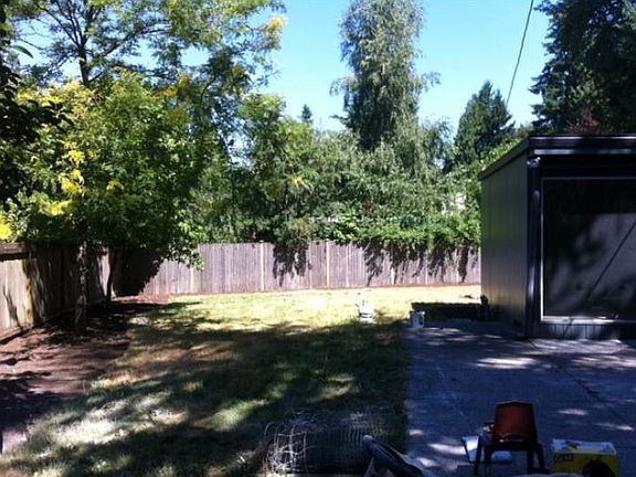 5th image of 12405 NE 110th Pl