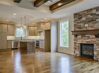 2407 W 177th Ter, Overland Park, KS 66085