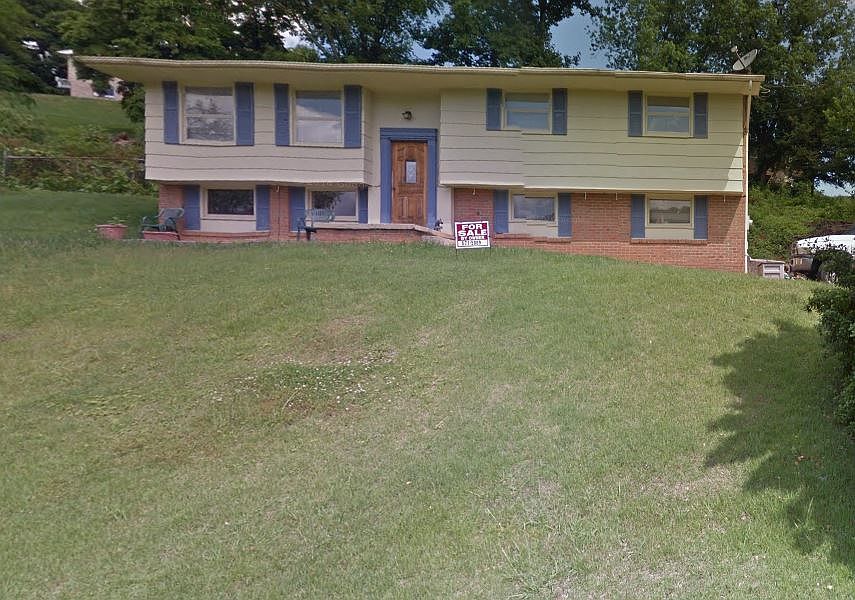 1st image of 4804 Curtis Ct