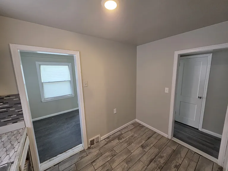 9252 Minock St — Photo 10