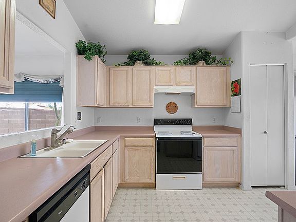 5th image of 2310 E Morrow Dr #2025