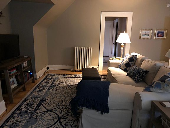 4th image of 319 Elmwood Ave #4
