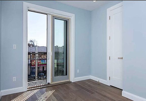 3rd image of 221 Clarkson Ave #6A