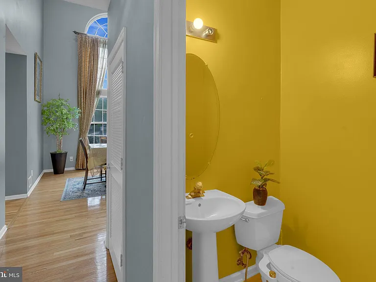 16 Cardiff Ct — Photo 34