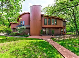 5812 Dundee Ct, Edmond, OK 73025