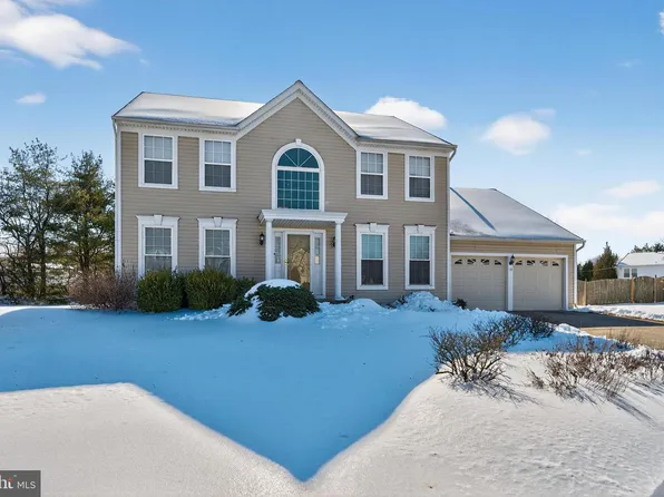 13 Cattell Dr, Sicklerville, NJ 08081