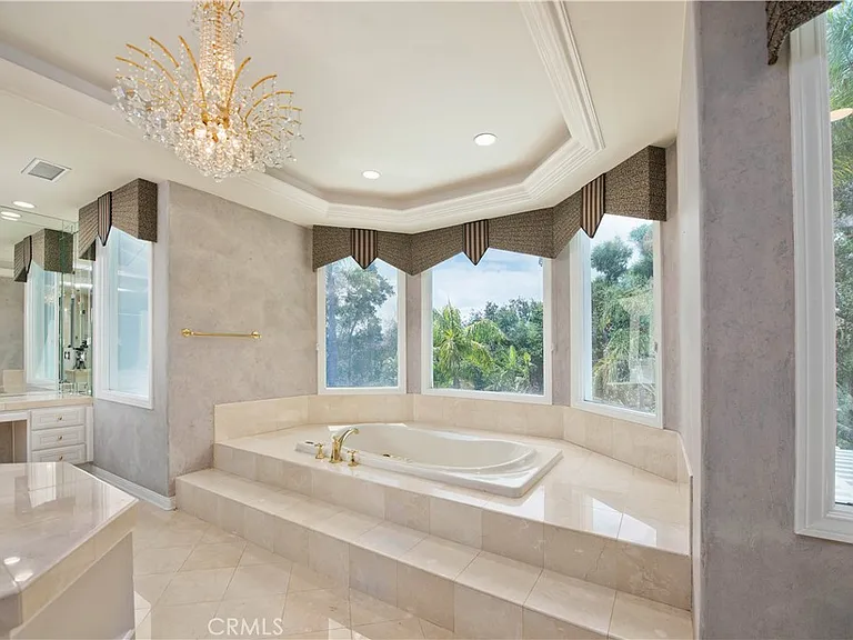 5607 Manley Ct — Photo 29