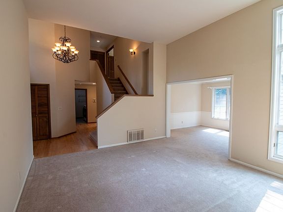 3rd image of 24435 SE 42nd Pl