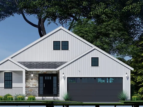 11 Coach Rd, Easton, MA 02375